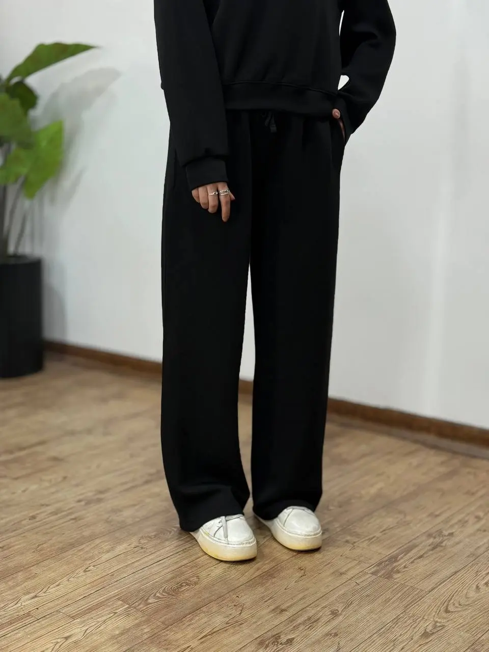 شلوار زنانه اویشو